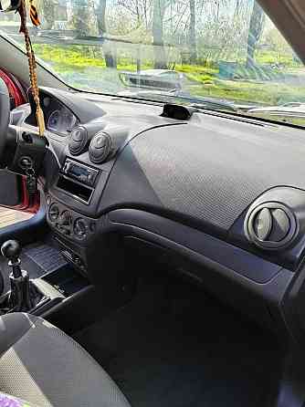 Продам машину Макеевка