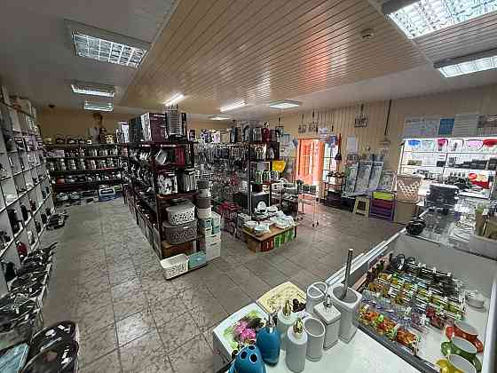 Предлагается к продаже помещение, расположенное на Центральном рынке города Снежное. Снежное