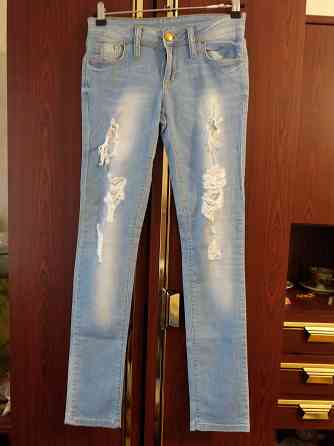 Продам джинсы р.42 Донецк