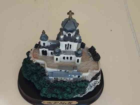 Статуэтка собор в крыму Донецк