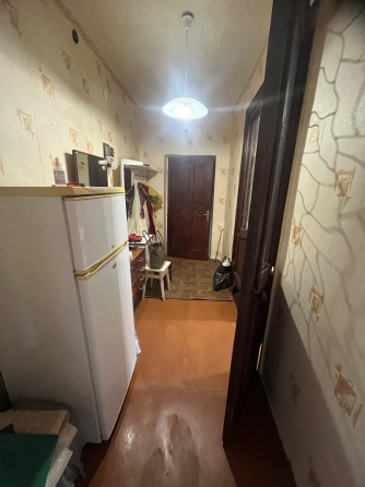 Продам 2 комнатную квартиру 2/2 с гаражом Город Макеевка, пос. Ханженково, Больничный Городок Макеевка