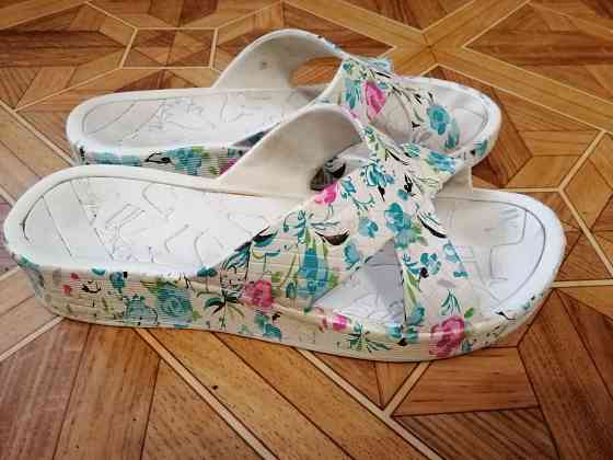 Продам босоножки шлепки сабо р. 39 25,5 см Донецк