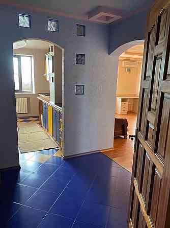 Продажа 3-х комнатной квартиры в Донецке!Ворошиловский район,бульвар Школьный Донецк