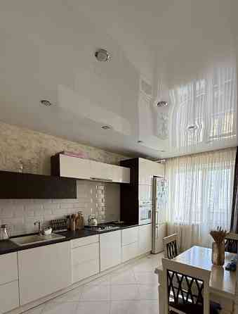 Сдается 2-х комнатная квартира на длительный срок порядочным людям. Кировский район ул. Радченко Донецк