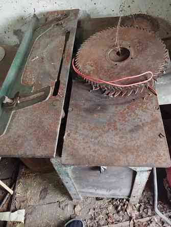 Продам циркулярную пилу Донецк