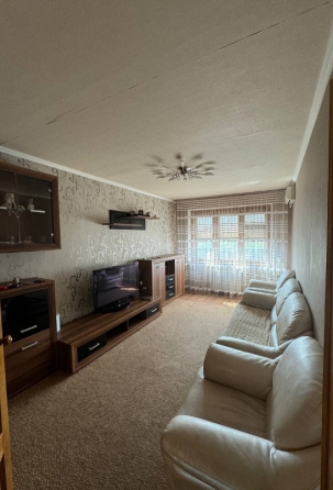 Продам 3-к квартиру на "3/5", пл. Грибиниченко Макеевка