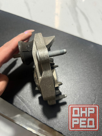 Подушка двигателя Audi / опора двигателя (оригинал) Донецк - изображение 1