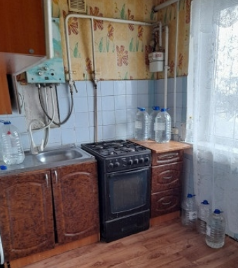 Продам 3-к квартиру на Черемушках Макеевка