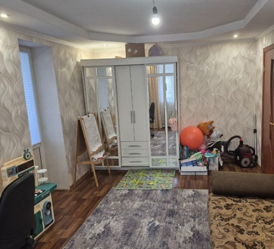Продам 2-к квартиру на Восточном Макеевка