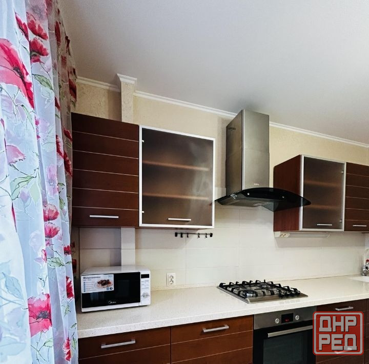 Сдаю двухкомнатную квартиру 50.0 м² этаж 2 Ворошиловский район, ул Щорса Донецк - изображение 1