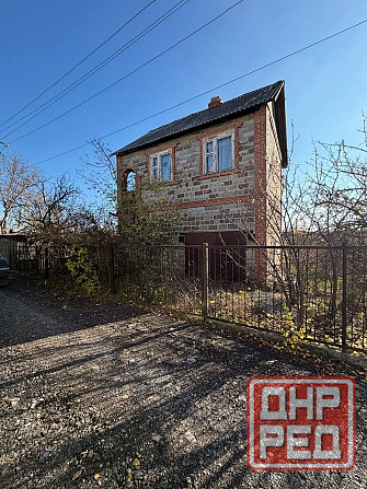 Продаётся с гаражом 2-х этажный 3-х комнатный дом в с. Андреевка Донецк - изображение 1