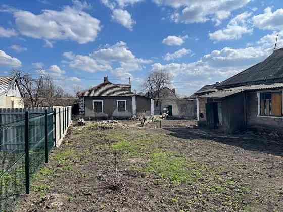 Продается два дома на одном участке, ул. Панкратовой Донецк