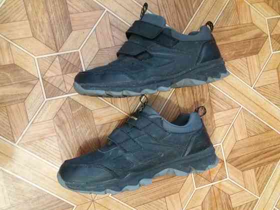 Продам кроссовки черные р. 39 Донецк