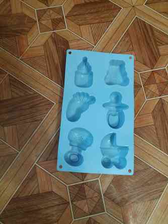 Продам форму силиконовую новую Донецк