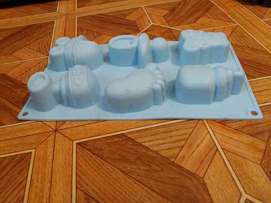 Продам форму силиконовую новую Донецк