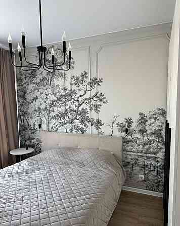 Киевский район, Донецк Сити, пешая доступность к больнице Вишневского и Травматологии, самый центр Донецк