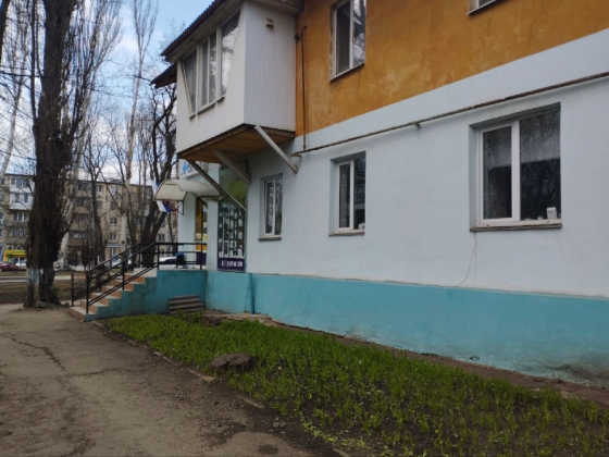 Продам : Помещение - 88 кв.м., бул.Шахтостроителей, Калининский рынок Донецк