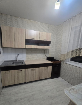 Продам 3-к квартиру на Зеленом Макеевка