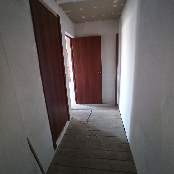 Продам квартиру 2 комнатную 3/3 Город Макеевка, Советский р-н, пос. Нижняя Крынка, кв-л 1 Макеевка