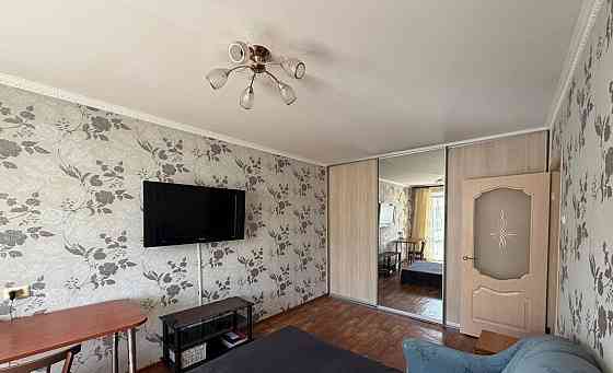 Сдается двухкомнатная квартира в Ворошиловском районе Донецка по театральному проспекту. Донецк