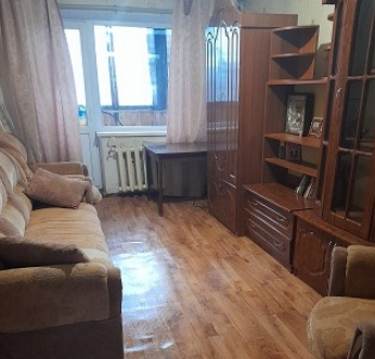 Продам 3-к квартиру на Черемушках Макеевка