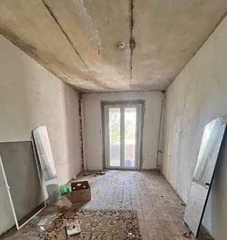 Продам 3-к квартиру на Батова Макеевка