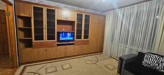 Сдам 2-х комн 2/9 ул. Артёма на Маяке. Есть всё необходимое. Ремонт. Донецк