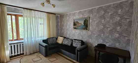 Сдам 2-х комн 2/9 ул. Артёма на Маяке. Есть всё необходимое. Ремонт. Донецк