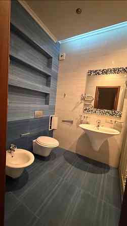 Срочная продажа элитного новостной кинотеатр Звездочка Донецк