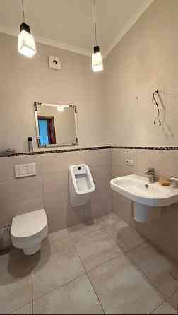 Срочная продажа элитного новостной кинотеатр Звездочка Донецк