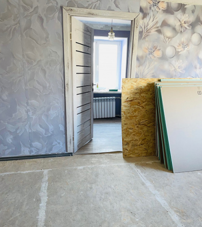 Продам 2-к квартиру на Бажанова Макеевка