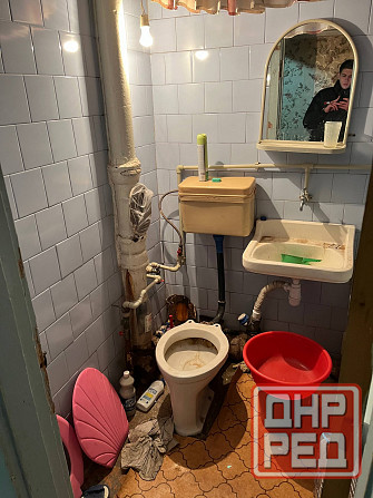 Продаётся 2х комнатная квартира в Ворошиловском р-не пр. Комсомольский Донецк - изображение 2