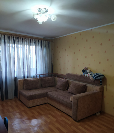 Продам 2-к квартиру на Батова Макеевка