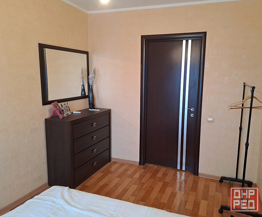 Продам 2-к квартиру на Батова Макеевка - изображение 1