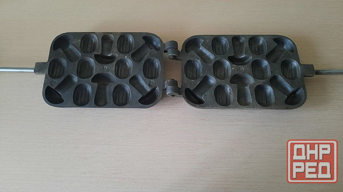 Чугунная форма для выпечки грибочки и орешки ссср Донецк - изображение 1