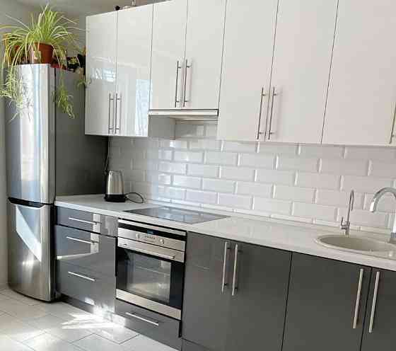 онецк, Калининский район, Медицинский университет, Больница Калинина, 10 минут до Парка Гулливер, це Донецк