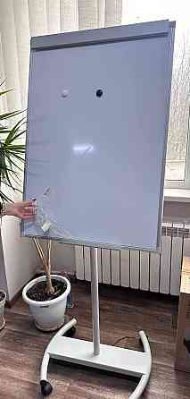 б/у Флипчарт OfficeSpace 70*100 регулировка по высоте, полочка, мобильный Макеевка