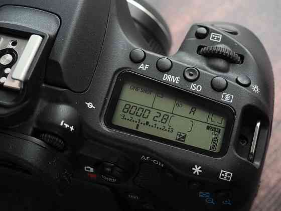 Canon 80D Макеевка