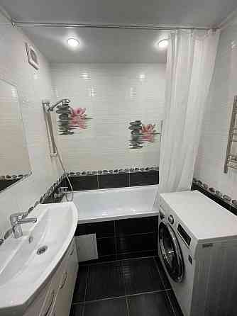 Гостиница Виктория, набережная и крытый рынок 10 минут, Донбасс арена Донецк