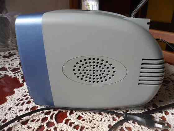 Телевизор ч/б маленький. Енакиево