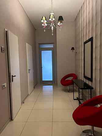 Здание для офисного помещения класса «а» Донецк