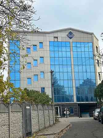 Здание для офисного помещения класса «а» Донецк