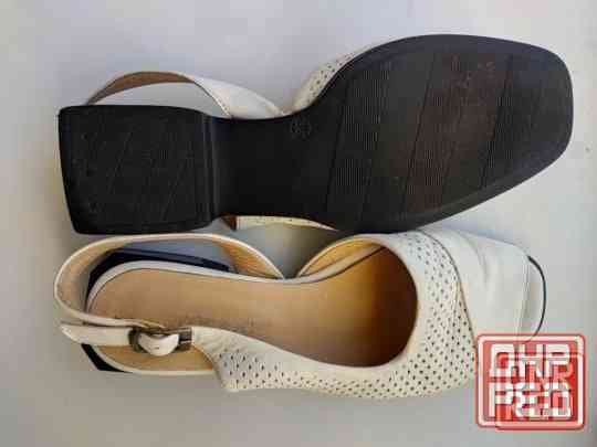 Женские кожаные босоножки 36 р. Донецк