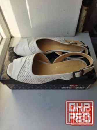 Женские кожаные босоножки 36 р. Донецк