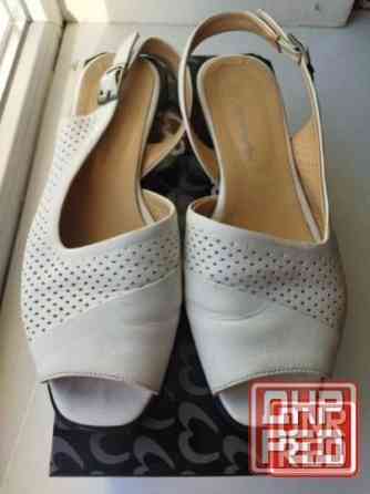 Женские кожаные босоножки 36 р. Донецк