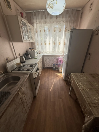 Продается уютная 2-хкомнатная квартира на Голубом! Ориентир Перинатальный центр ! Донецк