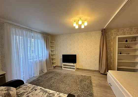 город Донецк, Киевский район, Травматология, Изумруд, проспект Мира, самый центр города Донецк