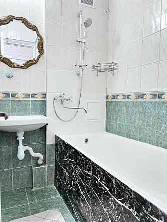 Сдаётся трёхкомнатная квартира в Калининском районе Донецка Донецк