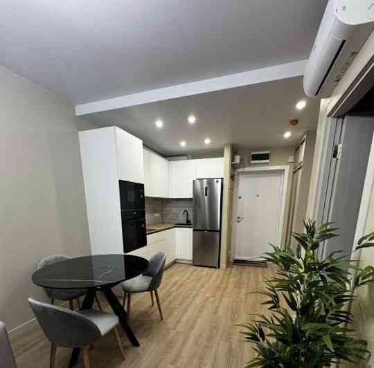 Сдаю однокомнатную квартиру с Евро ремонтом в Ворошиловском районе. Донецк