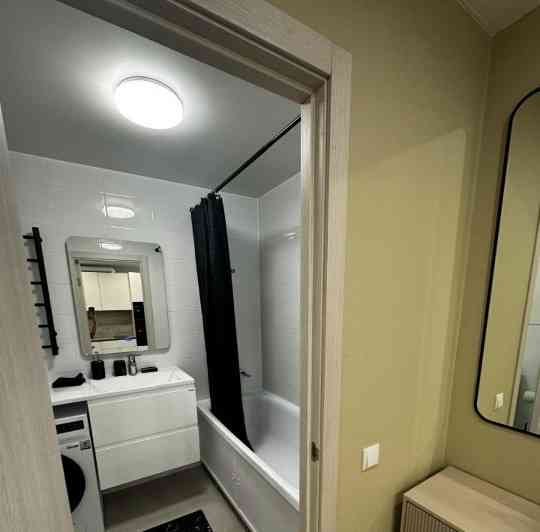 Сдаю однокомнатную квартиру с Евро ремонтом в Ворошиловском районе. Донецк